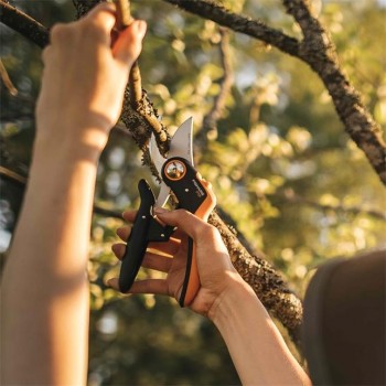 Fiskars - PowerLever P721 Pruning Scissors - 111117102 Fiskars - PowerLever P721 Pruning Scissors - 111117102