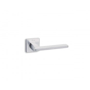 CONVEX - 1105 ROR PAIR OF DOOR HANDLES WITH ROSETTE AND KEY MOUTHPIECES CHROME - 1105-S04S04