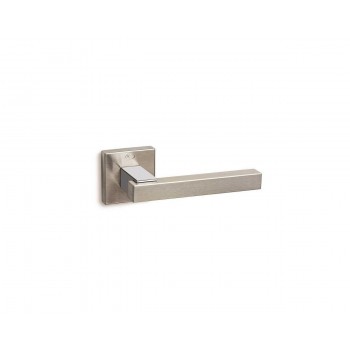 CONVEX - 895 ROR PAIR OF DOOR HANDLES WITH MATT NICKEL ROSETTE AND KEY MOUTHPIECES / CHROME - 895-S05S04