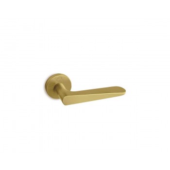 CONVEX - 1725 ROR PAIR OF DOOR HANDLES WITH MATT BRASS ROSETTE AND KEY MOUTHPIECES - 1725-S02S02