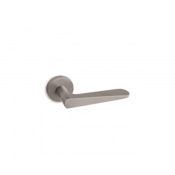 CONVEX - 1725 ROR PAIR OF DOOR HANDLES WITH ROSETTE AND KEY MOUTHPIECES MATT CHROME - 1725-S24S24