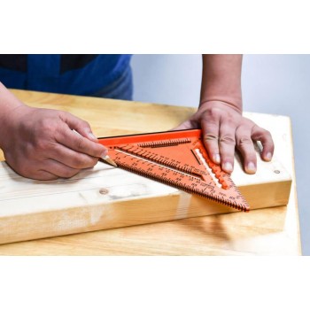 TACTIX - PROTRACTOR TRIANGLE WITH PAW 178mm - 239081 TACTIX - PROTRACTOR TRIANGLE WITH PAW 178mm - 239081